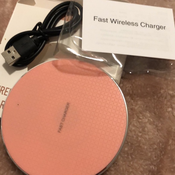 Wireless fast Charging charger pad Qi Standard Brand new in pink colour “ - Picture 5 of 6
